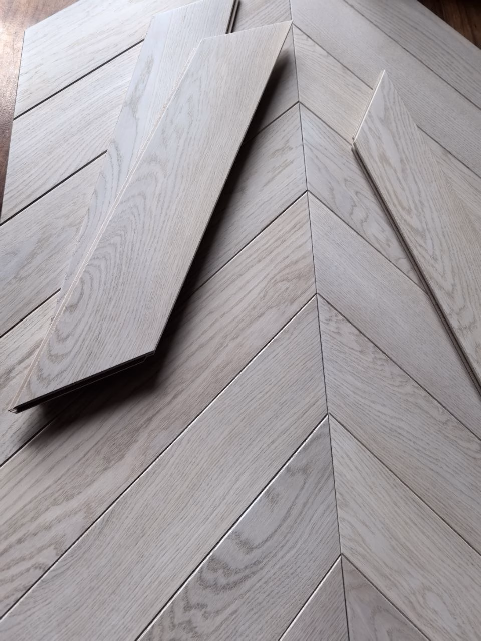 Инженерная доска Епаркет Дуб Зефир селект лак французская елка 510×100×15